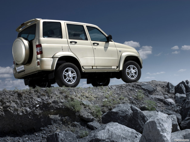 Обои картинки фото автомобили, уаз, uaz, вездеход, патриот, спорт, автомобиль