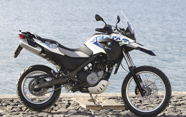 Обои картинки фото мотоциклы, bmw