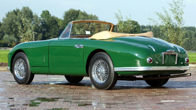 Обои картинки фото aston, martin, db2, автомобили, частная, великобритания, элитные, ltd, компания