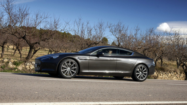 Обои картинки фото aston, martin, rapide, автомобили, ltd, компания, частная, великобритания, элитные