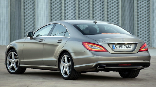 Обои картинки фото автомобили, mercedes, benz, двигатели, автобусы, грузовики, легковые, подразделение, daimler, ag, германия, mercedes-benz