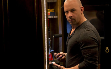 Картинка кино+фильмы the+last+witch+hunter взгляд vin diesel вин дизель the last witch hunter последний охотник на ведьм