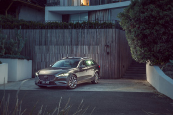 Картинка автомобили mazda