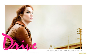 обоя кино фильмы, drive, женщина, рыжая, куртка, провода, здание