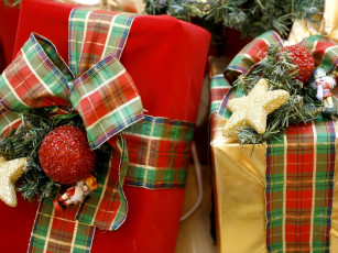 Картинка праздничные подарки коробочки