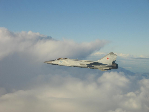 Обои картинки фото миг, 31, авиация, боевые, самолёты