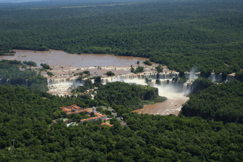 Картинка природа водопады дорога здания леса река