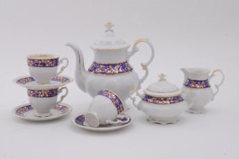 Картинка разное посуда столовые приборы кухонная утварь фарфор чайник тарелочки чашки сервиз