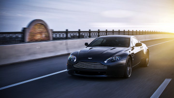 Картинка aston martin v8 vantage автомобили скорость мощь стиль автомобиль