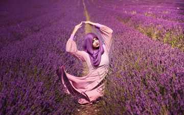 Картинка -Unsort+Брюнетки+Шатенки девушки unsort брюнетки шатенки лаванда поле