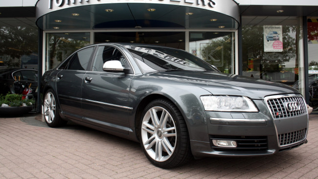 Обои картинки фото audi, a8, автомобили, скорость, мощь, стиль, автомобиль