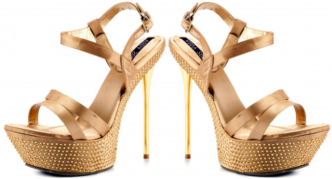 Обои картинки фото разное, одежда,  обувь,  текстиль,  экипировка, босоножки