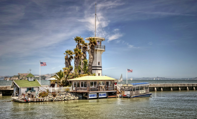 Обои картинки фото pier 39,  san francisco, корабли, порты ,  причалы, океан, пирс, гавань, причал, вышка, катер