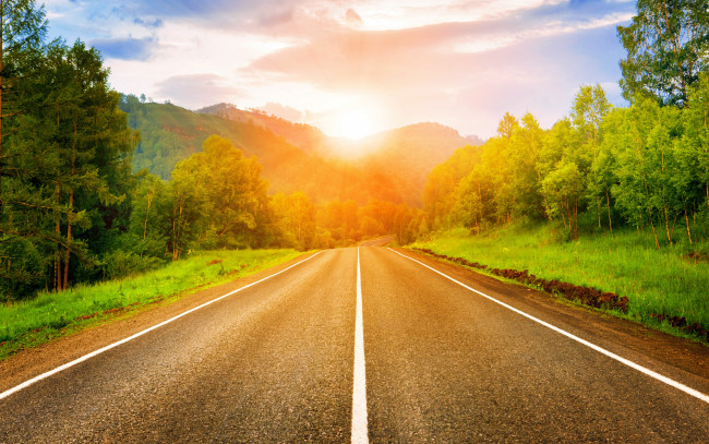 Обои картинки фото природа, дороги, sunrise, dawn, road, sun, дорога, рассвет, солнце