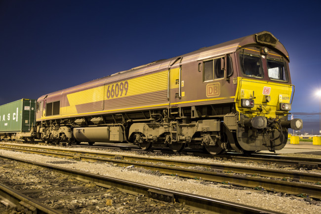 Обои картинки фото техника, локомотивы, рельсы, локомотив