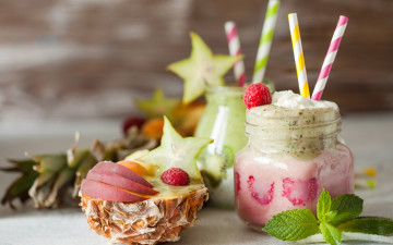 Картинка еда мороженое +десерты банан ананас фрукты малина ягоды смузи напиток киви