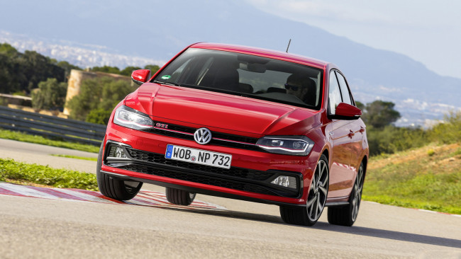Обои картинки фото volkswagen polo gti 2018, автомобили, volkswagen, polo, красный, 2018, gti