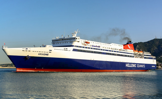 Обои картинки фото ariadne, корабли, грузовые суда, паром