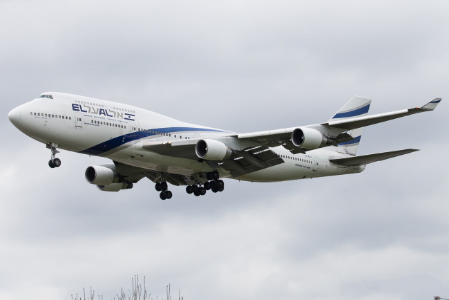 Обои картинки фото авиация, пассажирские самолёты, авиалайнер