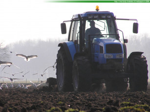 Картинка техника тракторы