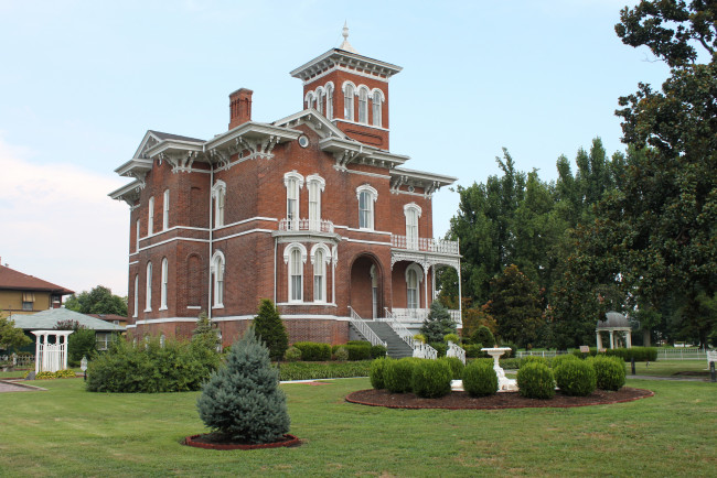 Обои картинки фото illinois, сша, города, здания, дома, дом, парк