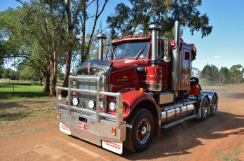 Картинка kenworth автомобили truck company грузовые автобусы сша колеса дорога скорость природа