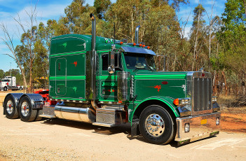 Картинка kenworth автомобили автобусы грузовые truck company сша колеса дорога скорость природа