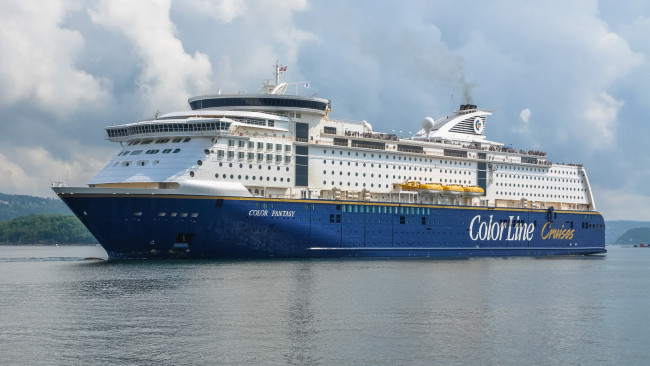 Обои картинки фото color fantasy, корабли, лайнеры, круиз, лайнер
