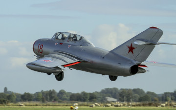 Картинка авиация боевые+самолёты взлёт