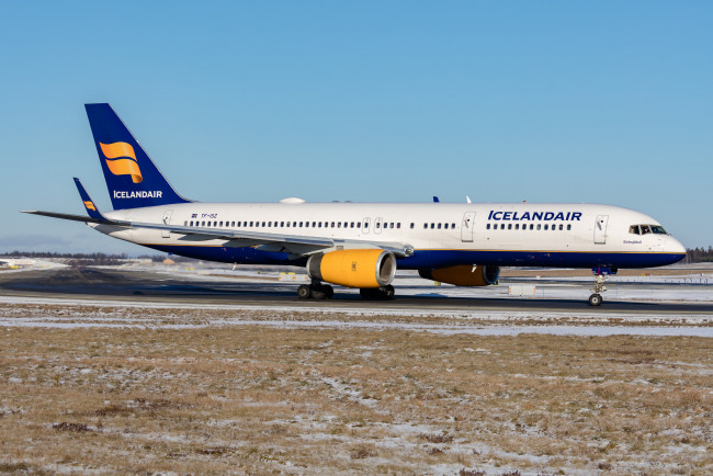 Обои картинки фото boeing 757-223, авиация, пассажирские самолёты, авиалайнер