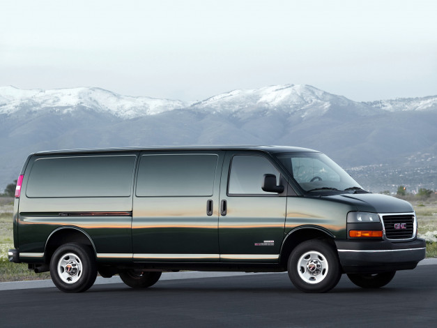 Обои картинки фото gmc savana g2500 cargo van 2006, автомобили, gm-gmc, savana, gmc, van, cargo, g2500, 2006