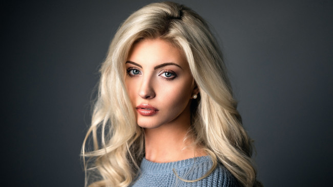 Обои картинки фото девушки, - лица,  портреты, блондинка, макияж, взгляд, аня, торн