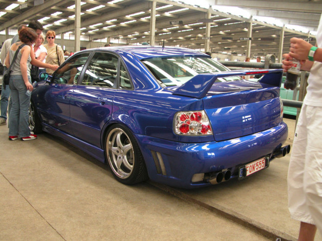 Обои картинки фото audi, автомобили, выставки, уличные, фото