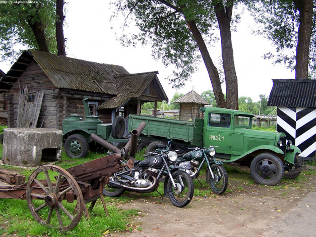 Обои картинки фото мышкин, народный, музей, автомобили, разные, вместе