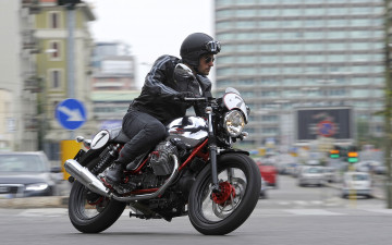 Картинка мотоциклы moto guzzi v7 racer