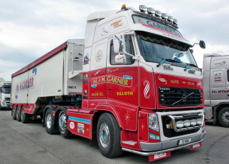 Картинка volvo автомобили volvo+trucks+ выставка улица швеция легковые грузовые aktiebolaget