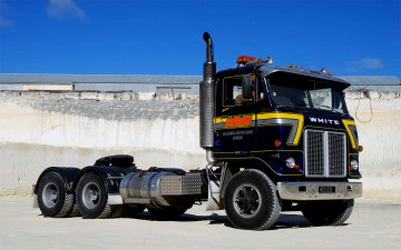 Картинка автомобили грузовики white