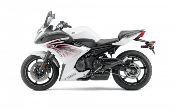 Картинка мотоциклы yamaha светлый 2010г fz6r