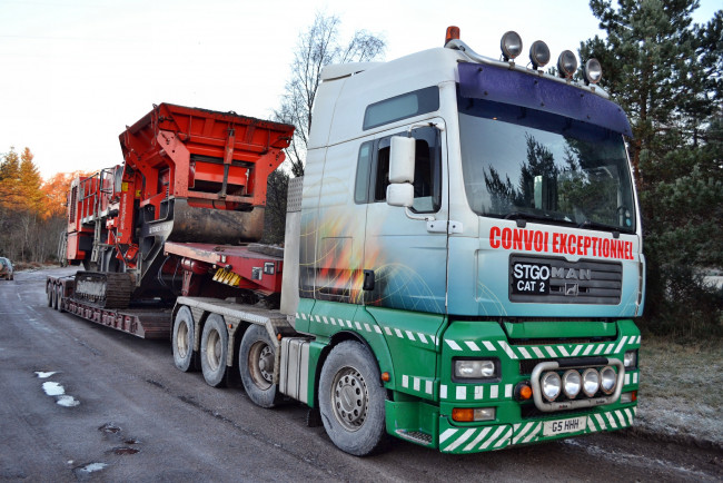 Обои картинки фото man, автомобили, германия, se, грузовые, автобусы, двигатели