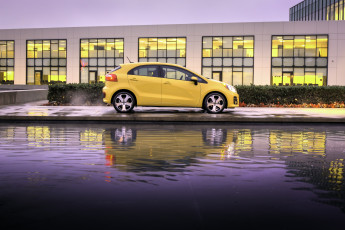 Картинка автомобили kia rio 2016г желтый ub us-spec 5-door