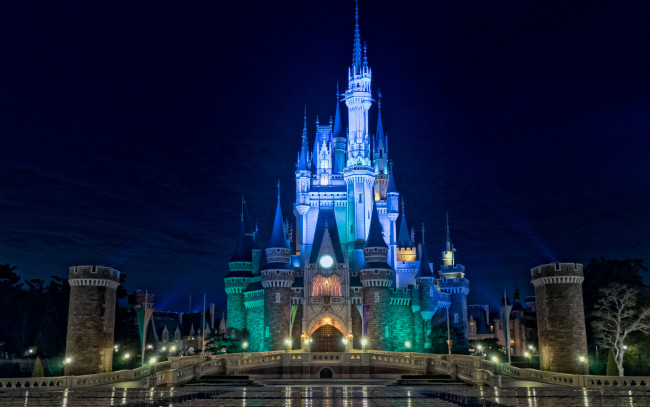 Обои картинки фото города, диснейленд, огни, ночь, замок