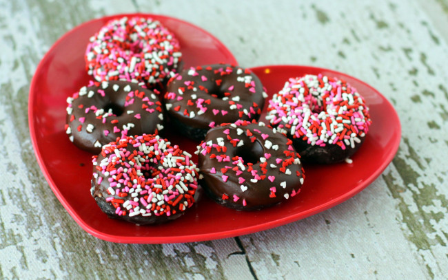 Обои картинки фото еда, хлеб,  выпечка, пончики