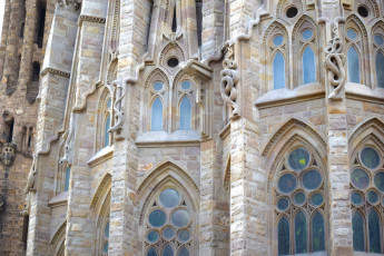 Картинка барселона разное элементы+архитектуры окно