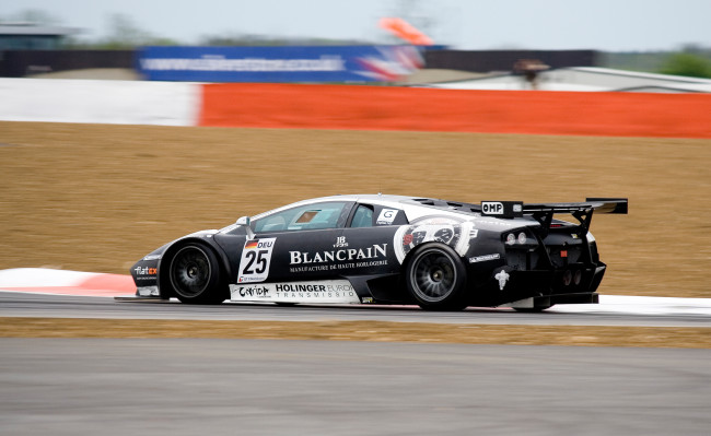 Обои картинки фото reiter lamborghini murcielago lp 670 r-sv 2010, спорт, автоспорт, lp, 2010, murcielago, reiter, lamborghini, r-sv, 670