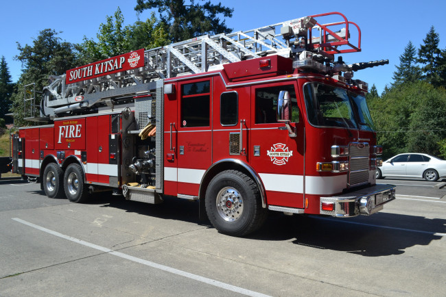 Обои картинки фото автомобили, пожарные машины, пожарка