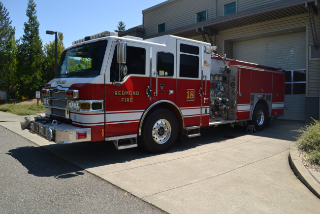 Обои картинки фото автомобили, пожарные машины, пожарка