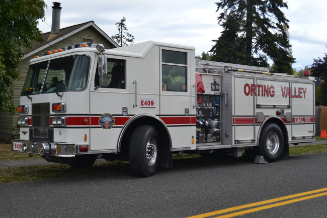 Обои картинки фото автомобили, пожарные машины, пожарка