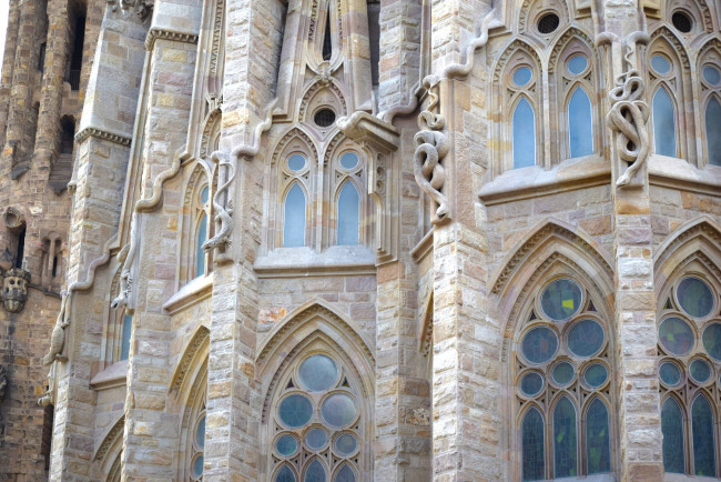 Обои картинки фото барселона, разное, элементы архитектуры, окно