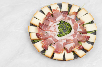 Картинка еда колбасные+изделия ветчина