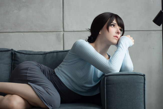 Обои картинки фото candy ball, девушки, девушка, женщина, брюнетка, темноволосая, сексуальная, модель, звезда, позирует, разная, обувь, верхняя, стильная, одежда, нижнее, эротическое, бельё, трусы, лифчик, колготки, чулки, аксессуары, макияж, и, множество, элементов, на, фотографии